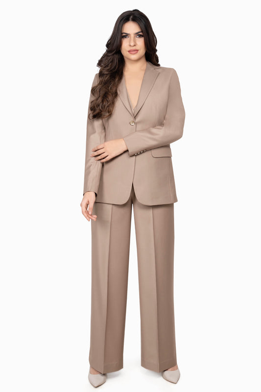 A structured yet refined three-piece suit in beige, including a sleek blazer, double-breasted waistcoat, and classic trousers. Perfect for business meetings and formal occasions.