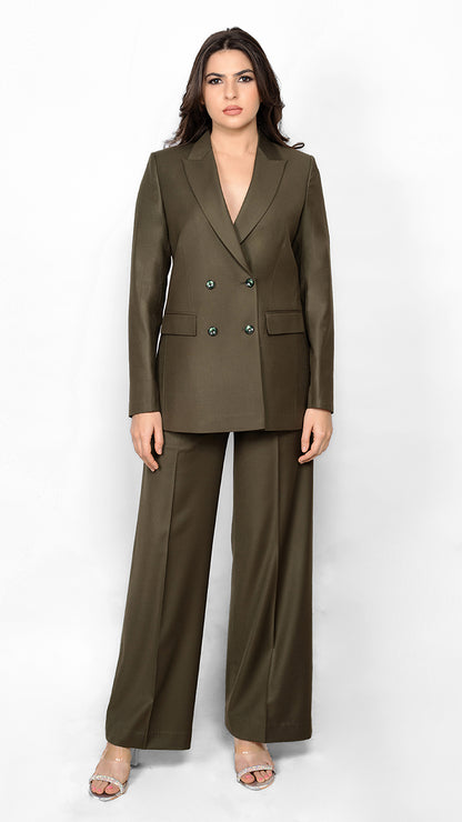 A sophisticated full suit in olive green, crafted with a structured double-breasted blazer and sleek trousers, designed for confidence and style.