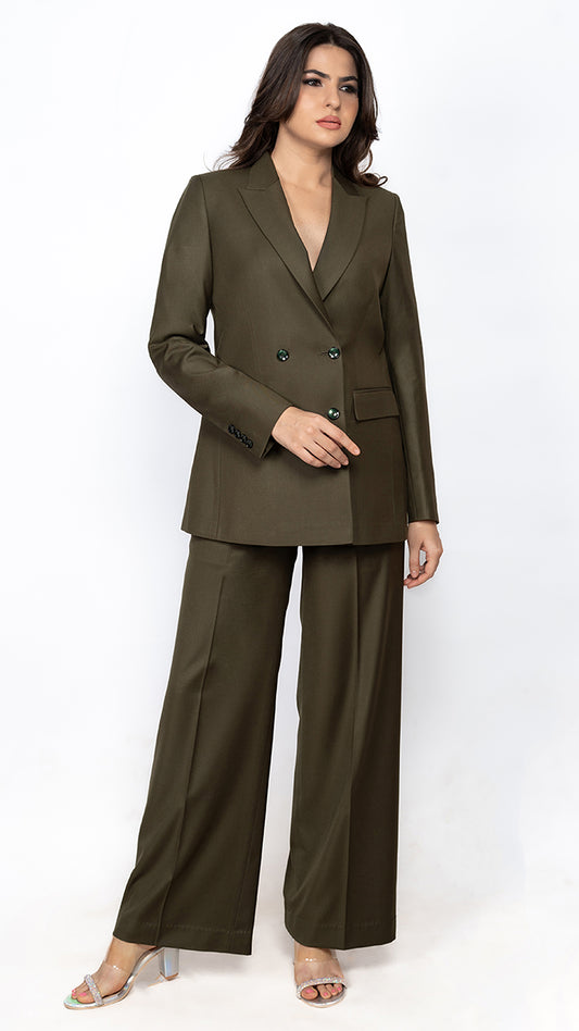 A power-packed olive green suit featuring a double-breasted blazer with 4-button closure and tailored trousers for a refined silhouette.

